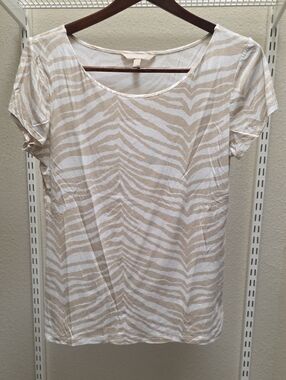 Banana Republic Beige & White Zebra-Print Scoop Neck Top
